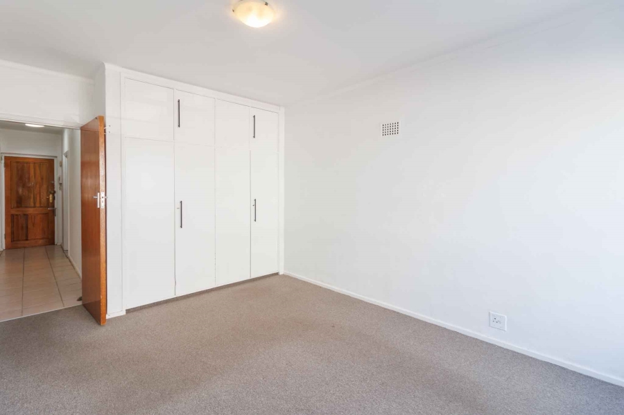 To Let 1 Bedroom Property for Rent in Mouille Point Western Cape